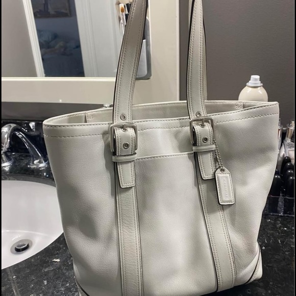 White Coach Tote - Picture 2 of 5